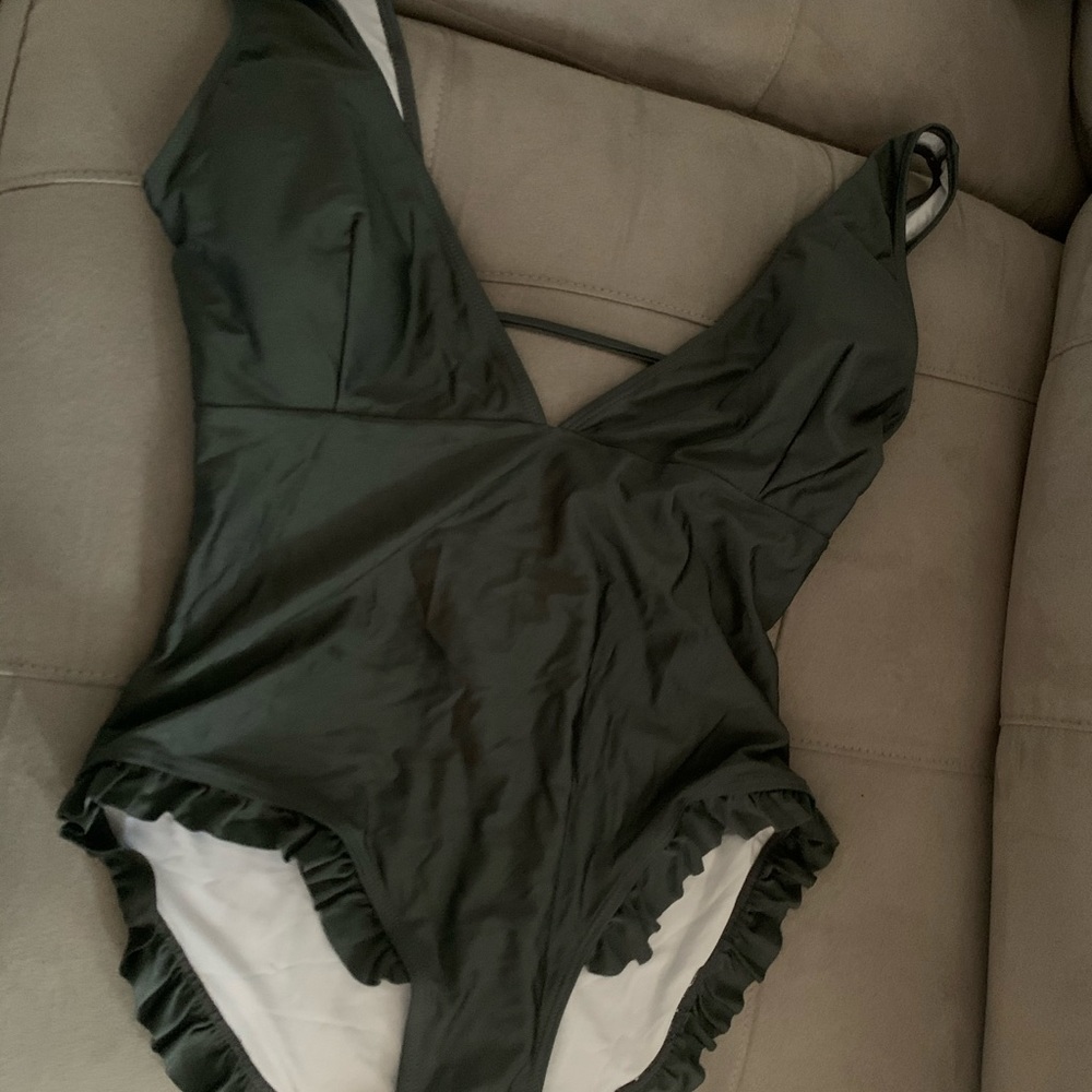 Brand new one piece bathing suit